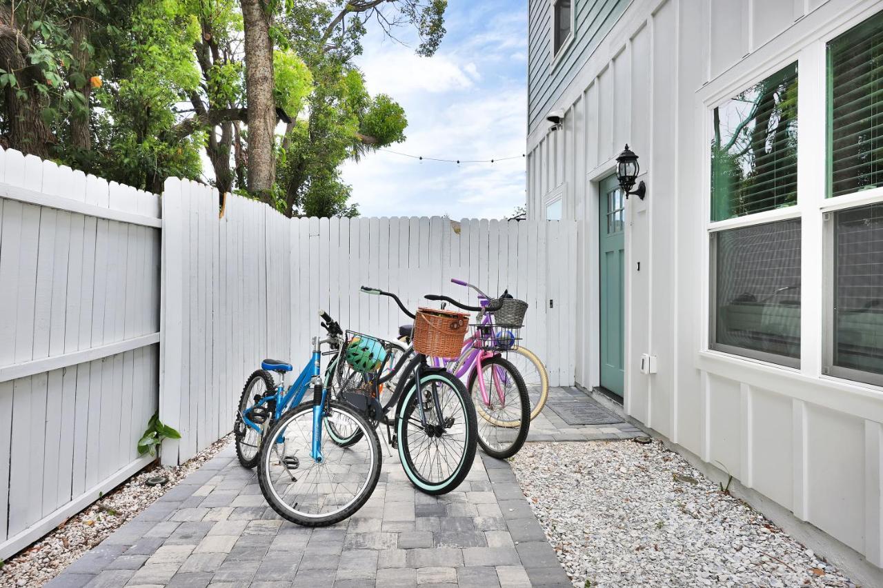 Few Steps To Ocean-4 Beach Cruisers & Free Parking & Private Backyard Jacksonville Beach Buitenkant foto